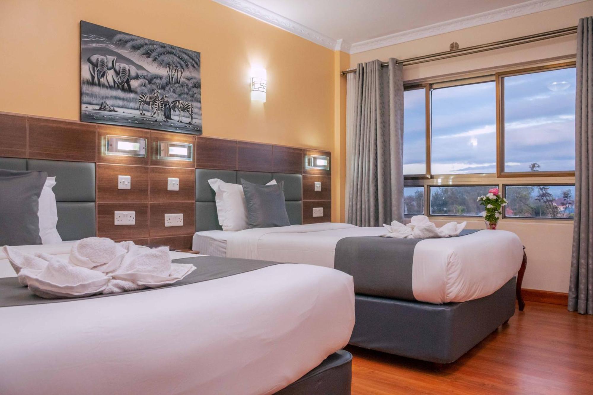 Buraha Zenoni Hotel And Resort ナクル エクステリア 写真
